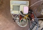 Urządzenia medyczne - pakiet zawierający 3 poz. asort., w tym: elektrokardiograf 1-kanałowy AS CARD - 1 szt.. elektrokardiograf CARDIOVIT AT-1 - kpl.. inhalator tlenowy - 1 kpl. 