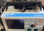 Defibrylator przenośny typ ZOOL -1400 (nr. fabr. D98F14661) 