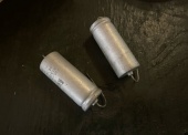 Części zamienne do podnośników typu żuraw (353 szt.) - pakiet zawierający 55 poz. asort. (wg oddzielnego wykazu), w tym m.in.: cylinder hydrauliczny ZSH-6 212-108-00 - 6 szt.. koło zębate napędzające                             OH-250-1012 - 4 szt.. koła linowe (różne rodzaje) - 48 szt.. panewka łożyska 2B 210-519-11 - 27 szt.. hamulec 17-231-41-00 - 3 szt. itp. 